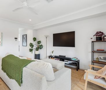 15 Harriet Circuit, Regency Park, SA 5010 - Photo 6