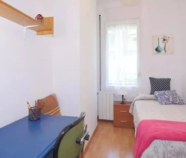 Carrer de Villarroel, Barcelona, Catalonia 08036 - Photo 3