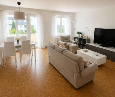 3.5-Zimmer-Wohnung im 1.OG mit Balkon - Photo 2