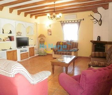 VILLA WITH 4 BEDROOMS WITH PRIVATE POOL, BARBECUE AREA, TERRACE - N... - Foto 3