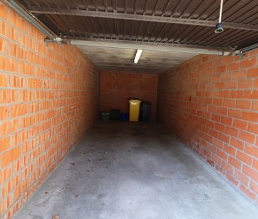 Een gerenoveerd appartement op de benedenverdieping rechts van de r... - Foto 2