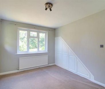 5 bedroom detached house to rent - Photo 4