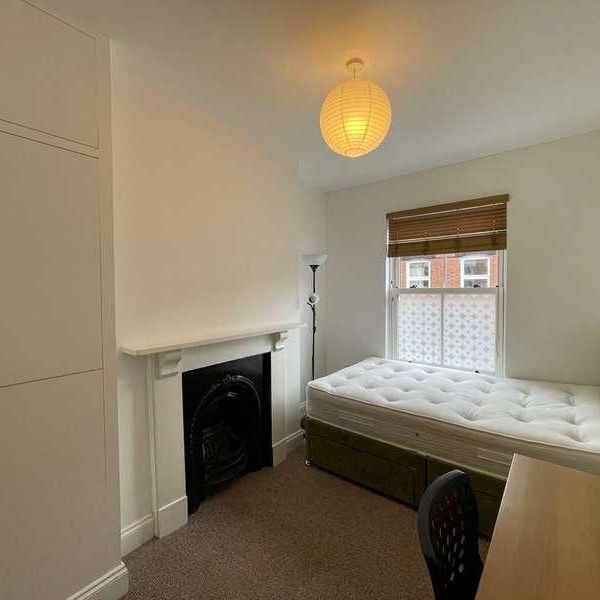 Springfield Road, Exeter, Devon, EX4 - Photo 1