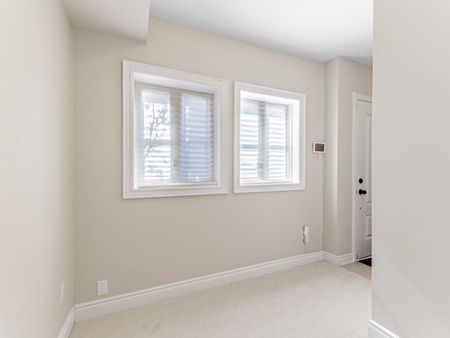 For Lease - 2163 Lillykin Street, Oakville, Ontario - Photo 3