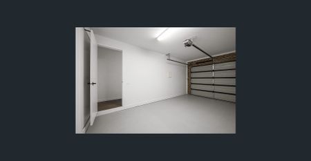 Sophisticated Living in Pascoe Vale South - Photo 4