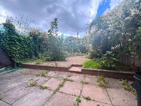 3 bedroom terraced house to rent - Photo 5