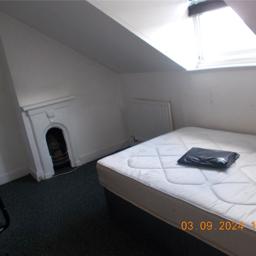 Student Properties to Let - Photo 1