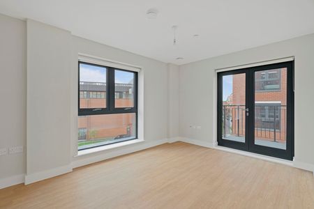 2 bedroom apartment - Photo 4