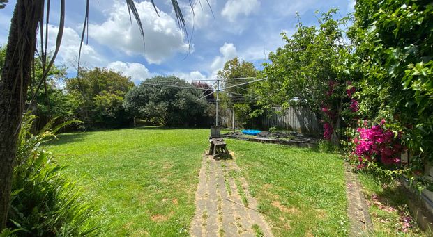 HOWICK, Quiet Location - Photo 1