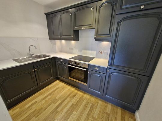 1 bedroom flat to rent - Photo 1