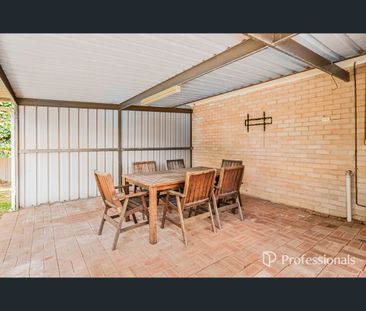 10 Medhurst Crescent, Nollamara, WA 6061 - Photo 2