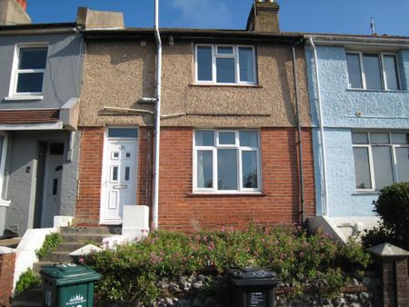 5 bedroom terraced house to rent - Photo 4