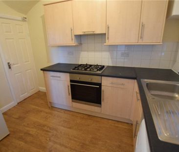 Room in a Shared House, Rombalds Grove, LS12 - Photo 3