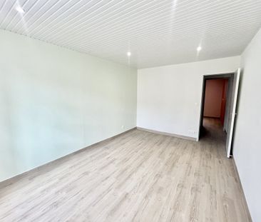 Location Appartement 1 pièce 27m² ST JUNIEN 87200 - Photo 2