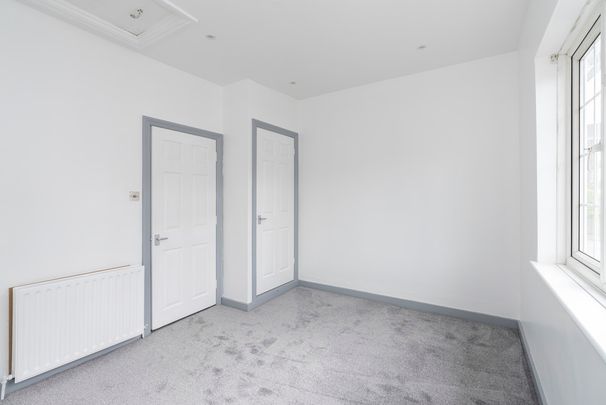 Falkland Road, Dorking, RH4 - Photo 1