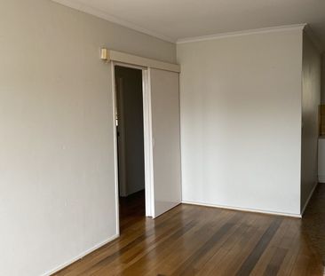 Convenience At Your Door Stop - Photo 3