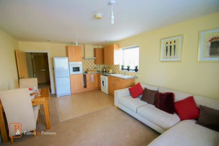 2 bedroom apartment to rent - Photo 3