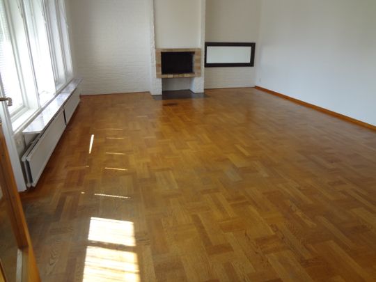 Lindhovsvägen, Tumba - Photo 1