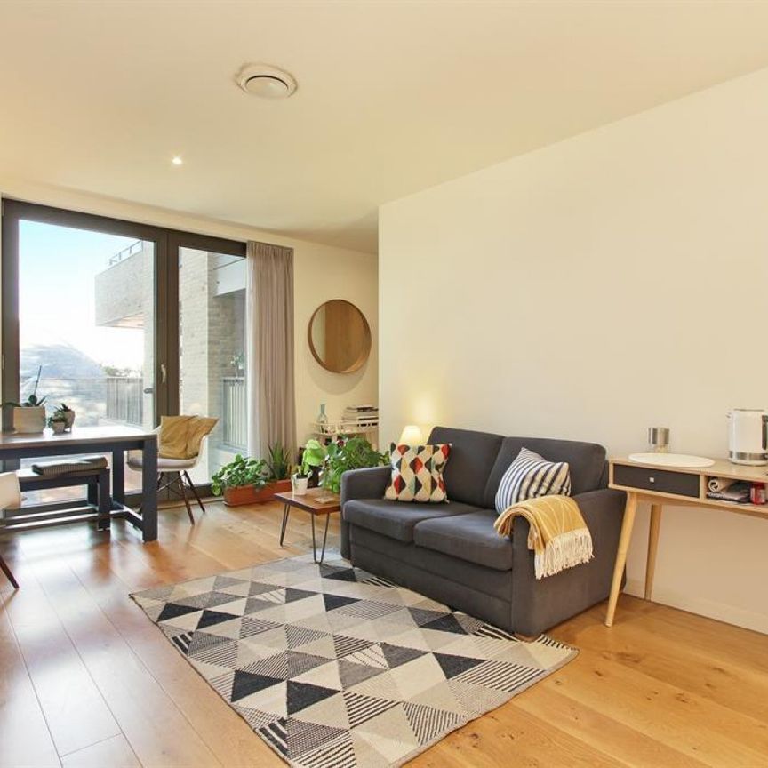 1 bedroom Flat To Let Total Size: 592 SQ FT - Photo 1