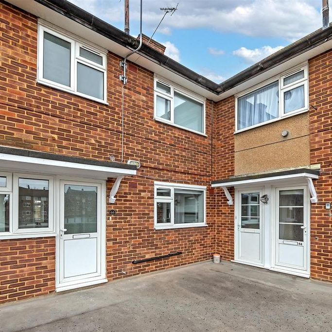 3 bedroom maisonette to rent - Photo 1