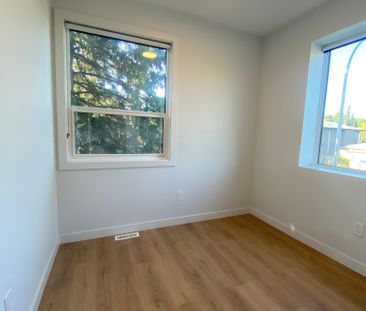 3-Bedroom Townhouse for Rent in Killarney - Photo 5