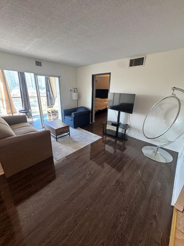 For Lease - 285 Enfield Place Unit# 706, Mississauga, Ontario - Photo 2