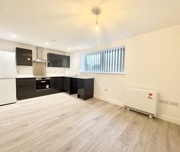 Catherine House, Waterlooville - Photo 1