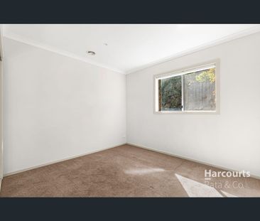 12 Boronia Avenue, Wallan, Vic 3756 - Photo 6