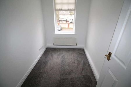 Belmont Court, Belmont, Durham, DH1 - Photo 5
