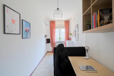 Viale Francesco Restelli, Milan, Lombardy 20124 - Photo 3