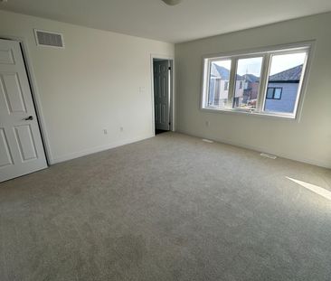 For Lease - 89 Brighton Lane, Thorold, Ontario - Photo 5