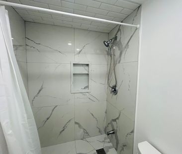 For Lease - 15 Marilake Drive, Toronto, Ontario - Photo 6