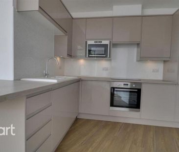 2 bedroom apartment to rent - Photo 6