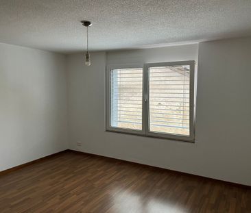 Very nice 3.5-room penthouse for rent in Bassecourt - Photo 1