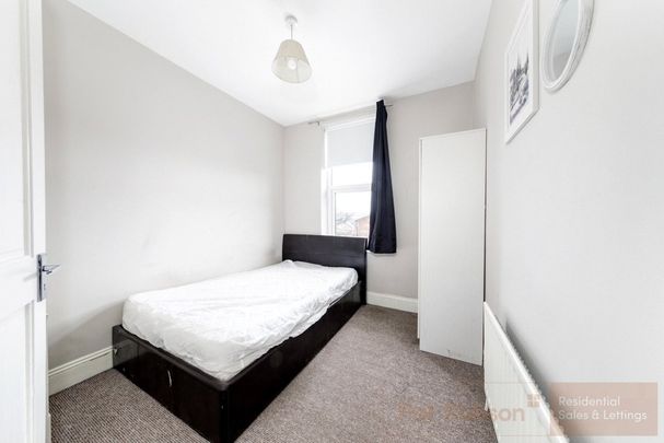 Dinsdale Road, Newcastle Upon Tyne - Photo 1