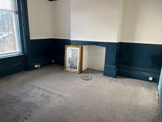 6 bedroom semi-detached house to rent - Photo 1