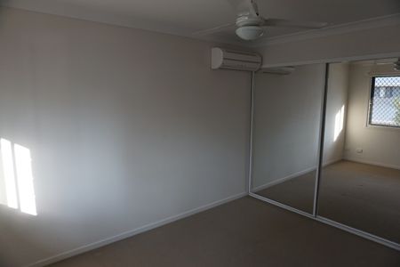 Fantastic Modern Home!!!! - Photo 2