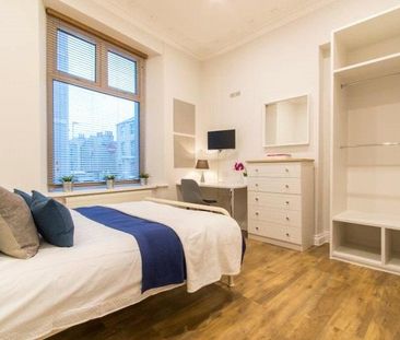 3 bedroom apartment to rent - Photo 1