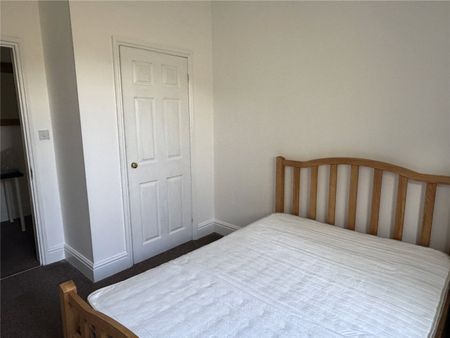 Bristol Road, - Photo 2