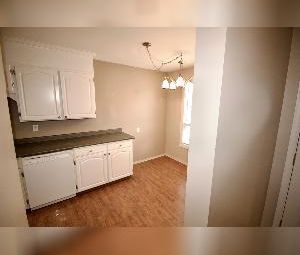 3 Bed 1.5 Bath Townhouse For Rent Sherwood Park - Photo 6