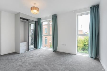 3 bedroom apartment to rent - Photo 3