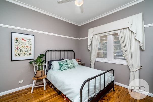 4 Young Street, Turvey Park NSW 2650 - Photo 1