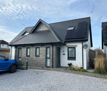 2 bedroom semi-detached house to rent - Photo 1