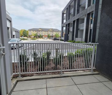 For Lease - 3240 William Coltson Avenue Unit# 101, Oakville, Ontario - Photo 2