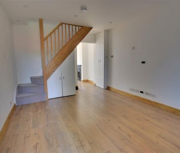 Grover Road, Oxhey Vilage, Watford - Photo 6