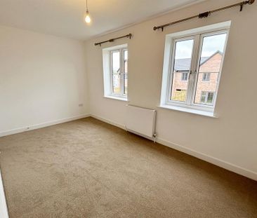 4 bedroom terraced house to rent - Photo 4
