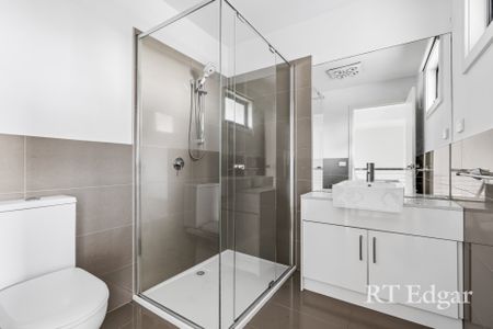 Thinking of selling? Contact our agent - Photo 5