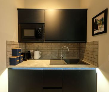 Studio Apartment – Medium Let - Photo 6