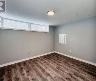 B - 726 CUMMINGS AVENUE - Photo 1