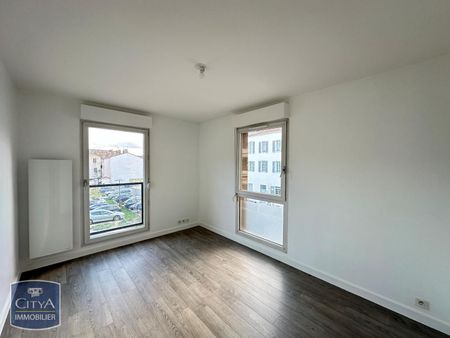 Location Appartement 4 pièces 111m² MACON 71000 - Photo 4